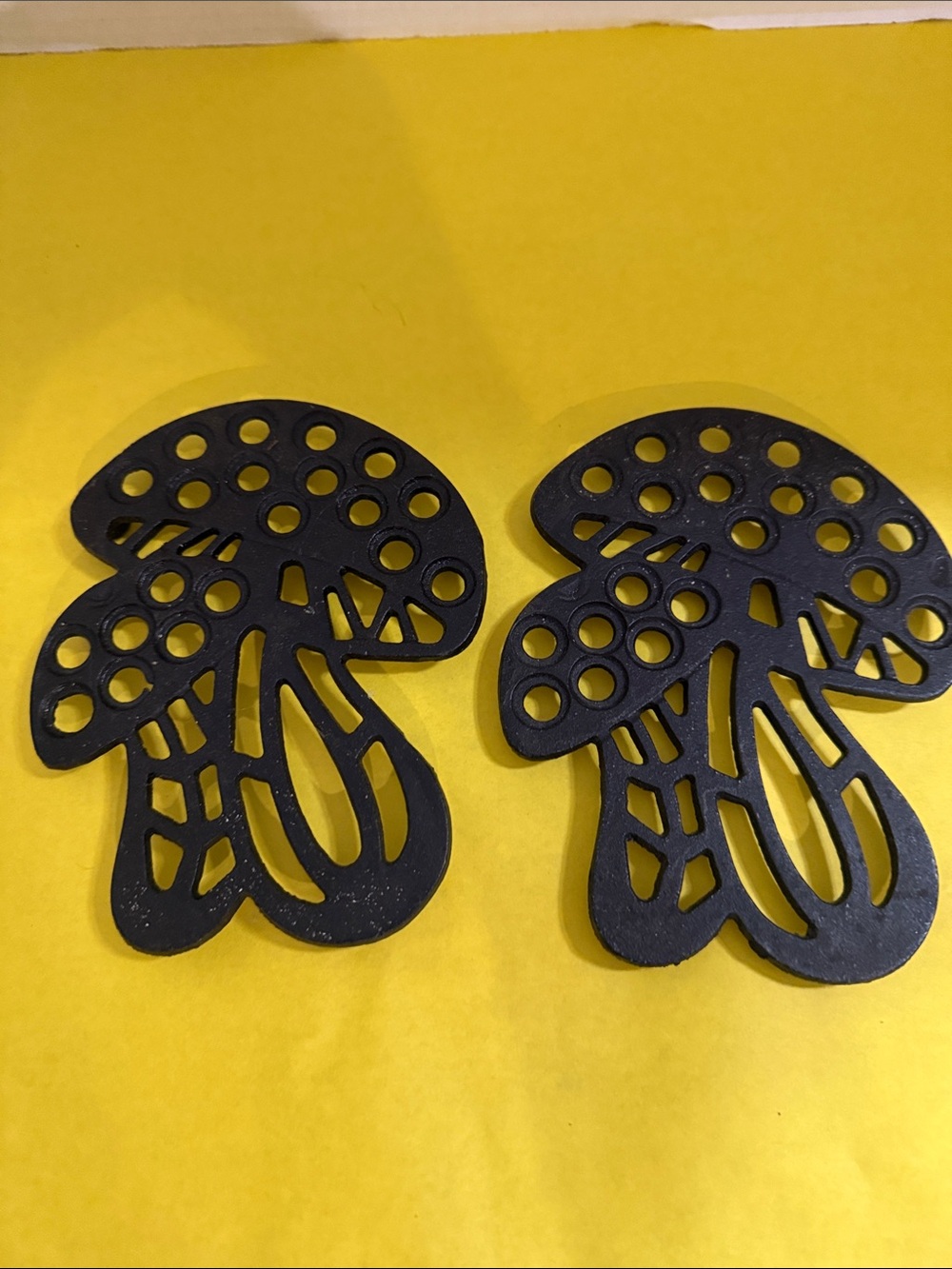 Black Mushroom Trivet Set - Decorative Kitchen Hot Pads